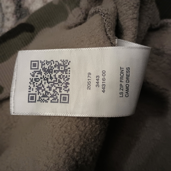 True Religion Half Zip Pullover Sweatshirt Womens Small Camo Dress Fleece Logo - Picture 8 of 10